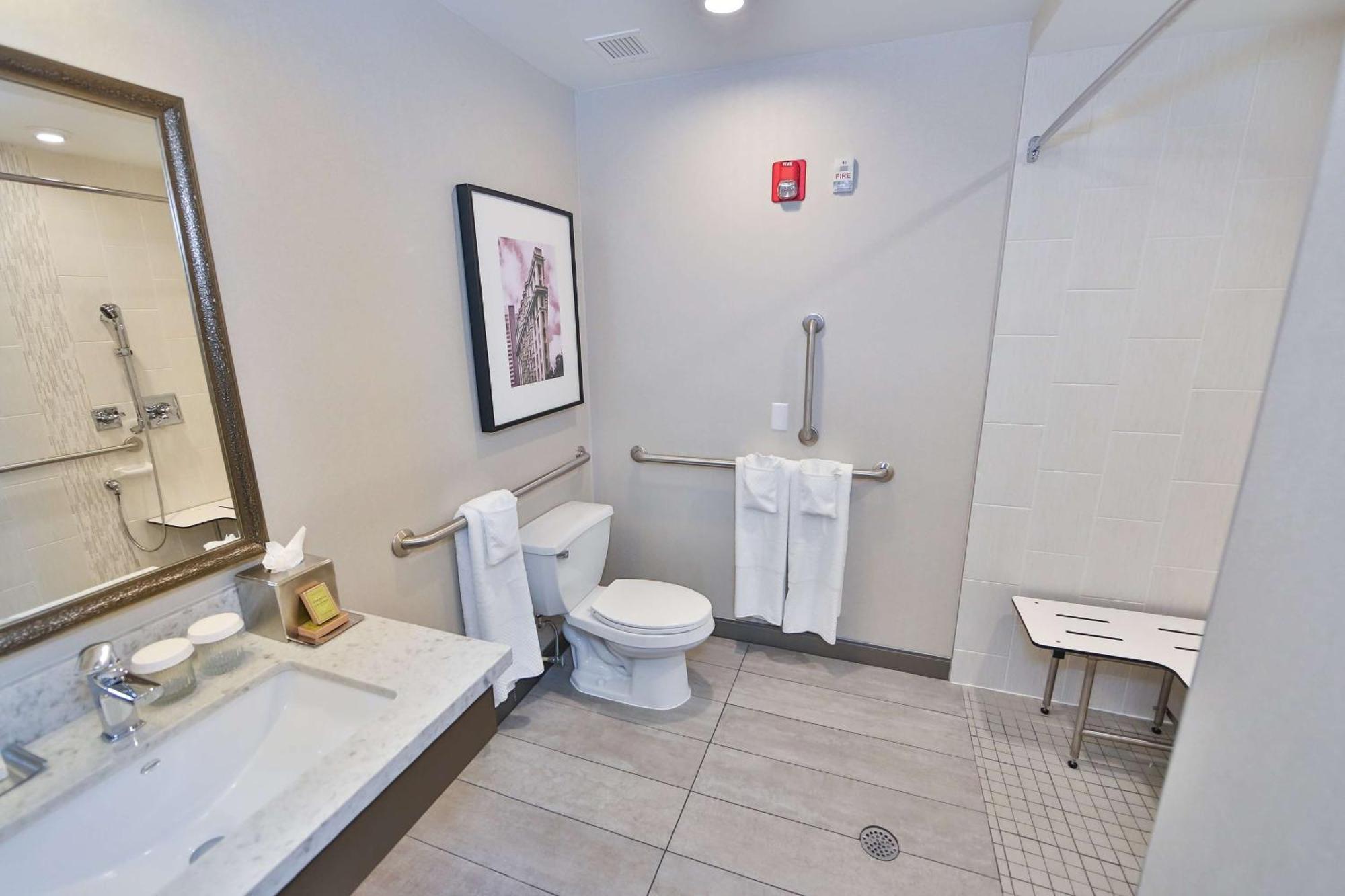 מלון Doubletree By Hilton Atlanta Alpharetta-Windward מראה חיצוני תמונה